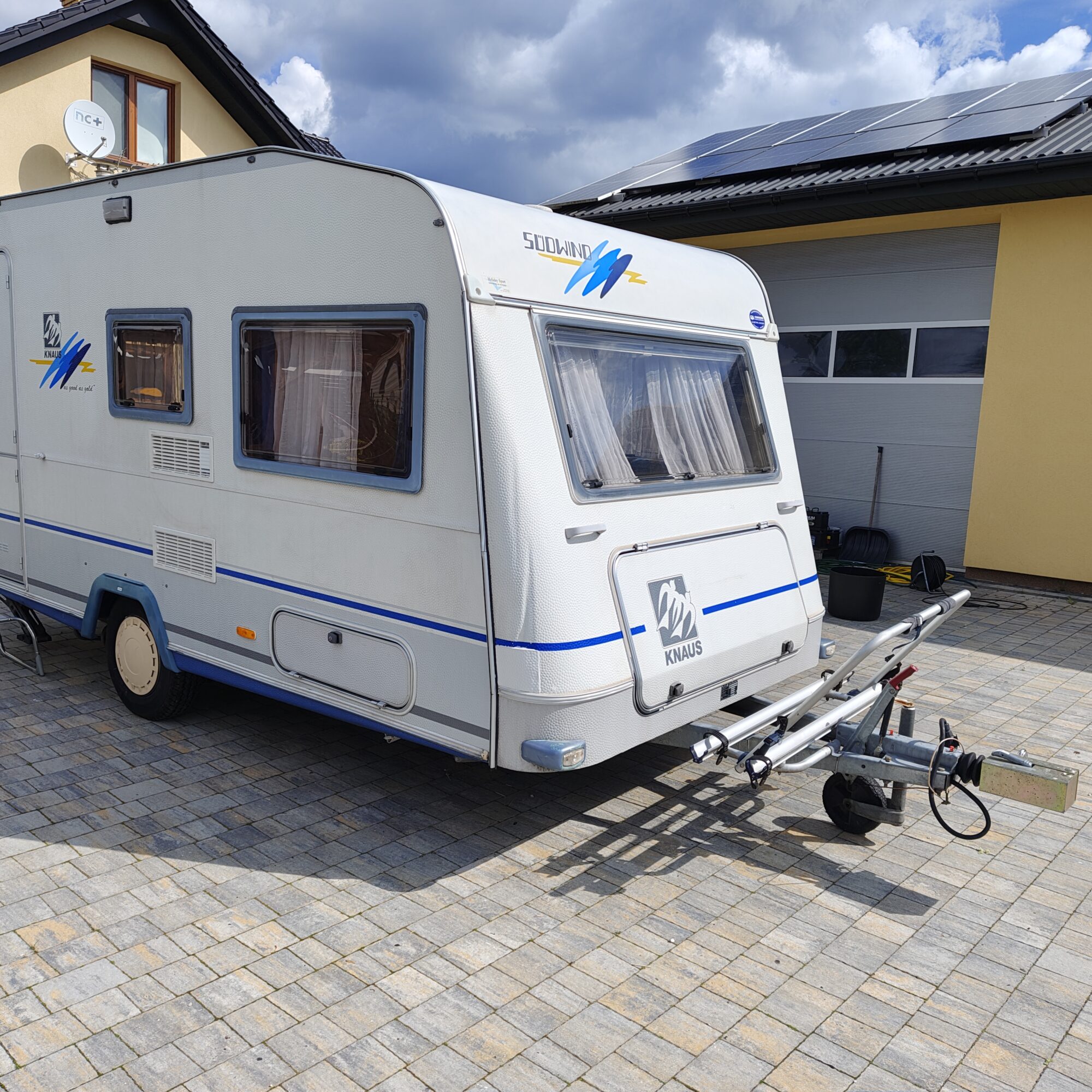 Knaus Sudwind 440 Namiot 1100kg